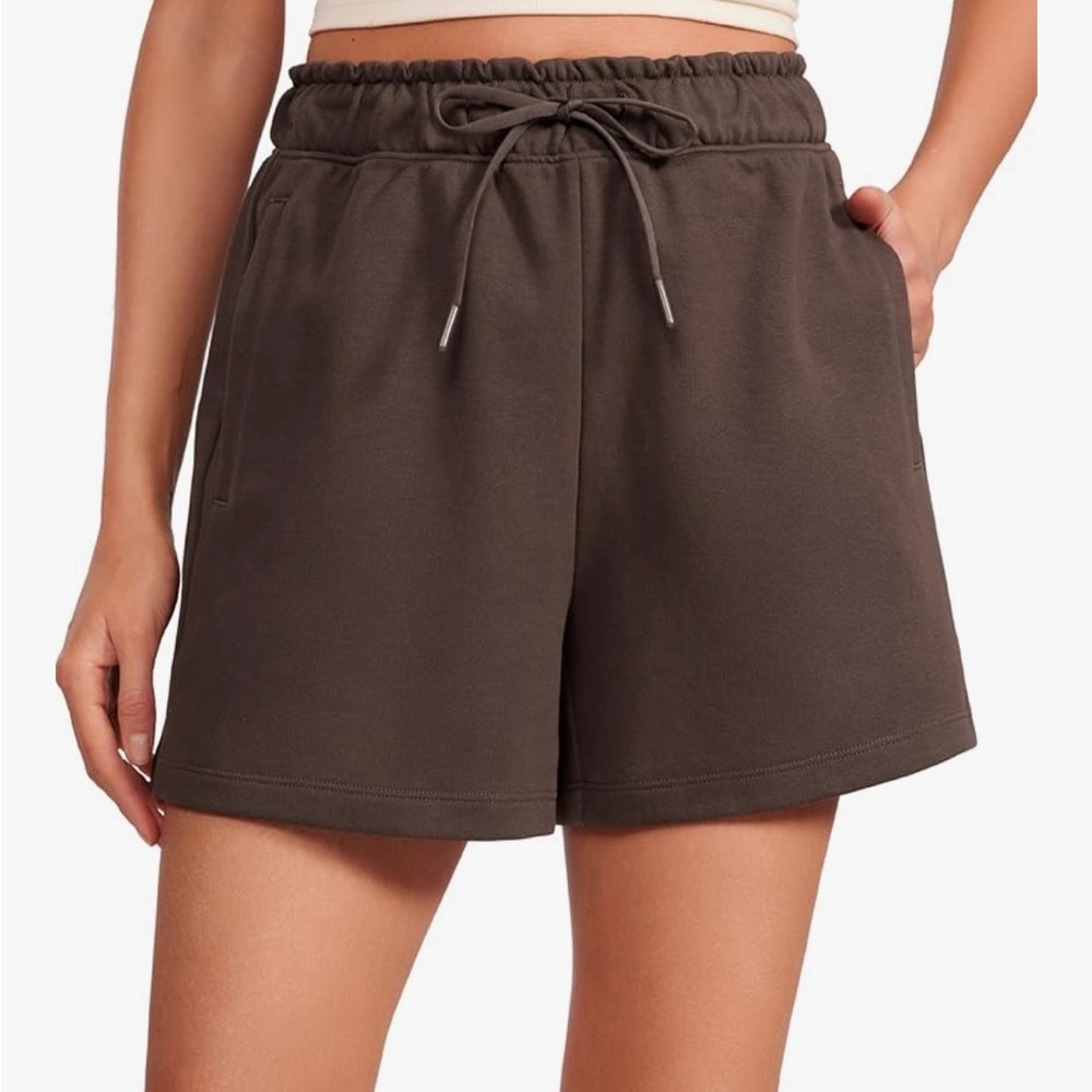 CRZ YOGA Women's Athletic Shorts - Dark Brown